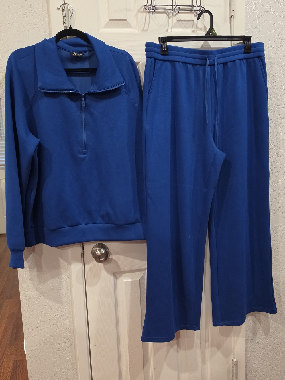 Relaxed Blue Women's Pullover & Pants Set